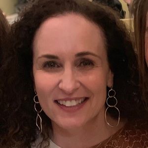 Meet your Posher, Renee